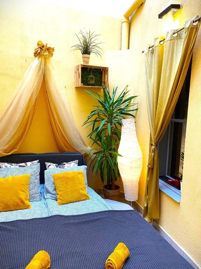 Lares And Penates Apartment Krakow Exterior photo